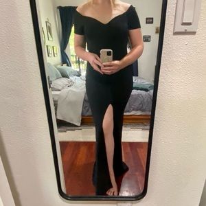 Windsor off the shoulder black formal dress